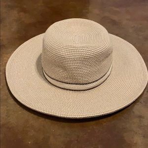 Solar Escape Sun Hat